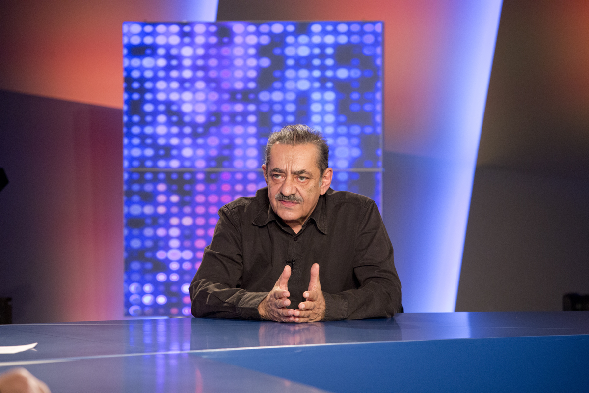 Ο Αντώνης Καφετζόπουλος αποκαλύπτει και… αποκαλύπτεται στην εκπομπή της ΕΡΤ1 «Αυτός και ο άλλος»