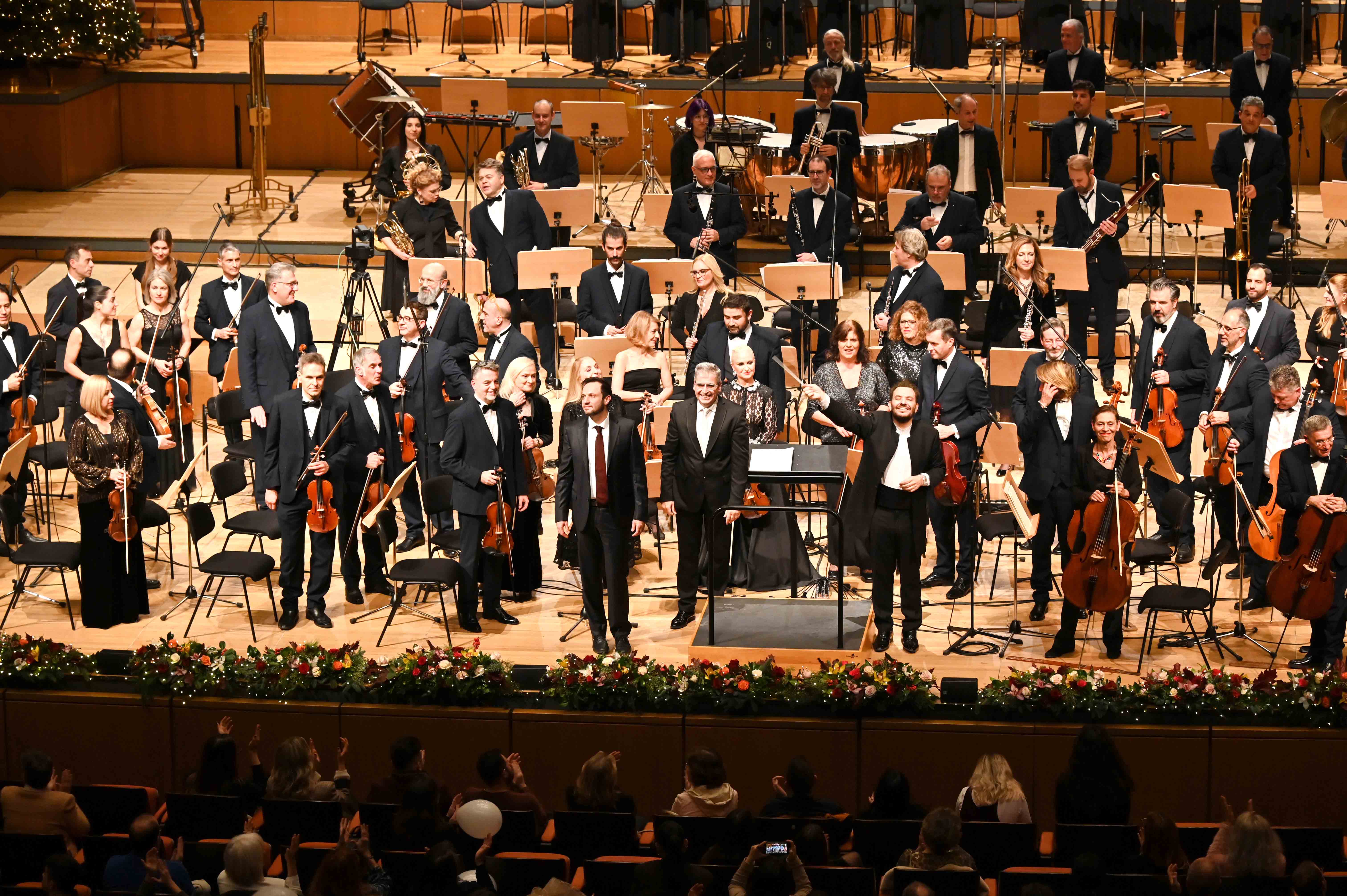 Μάγεψε το κοινό η χριστουγεννιάτικη συναυλία των Μουσικών Συνόλων της ΕΡΤ στο Μέγαρο Μουσικής Αθηνών